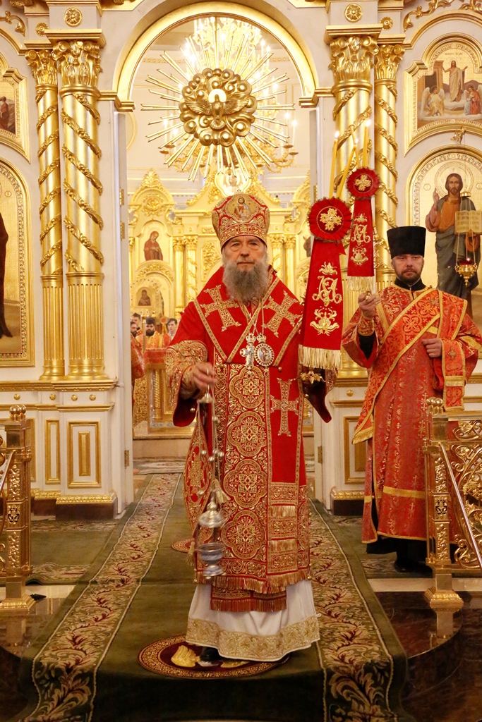 в Свято-Феодоровском кафедральном соборе была совершена Божественная литургия
